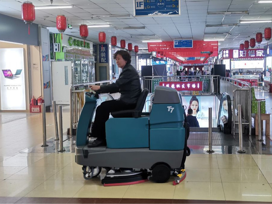 洗地機(jī)價(jià)格不一原因?yàn)楹?？聽我詳?xì)說(shuō)