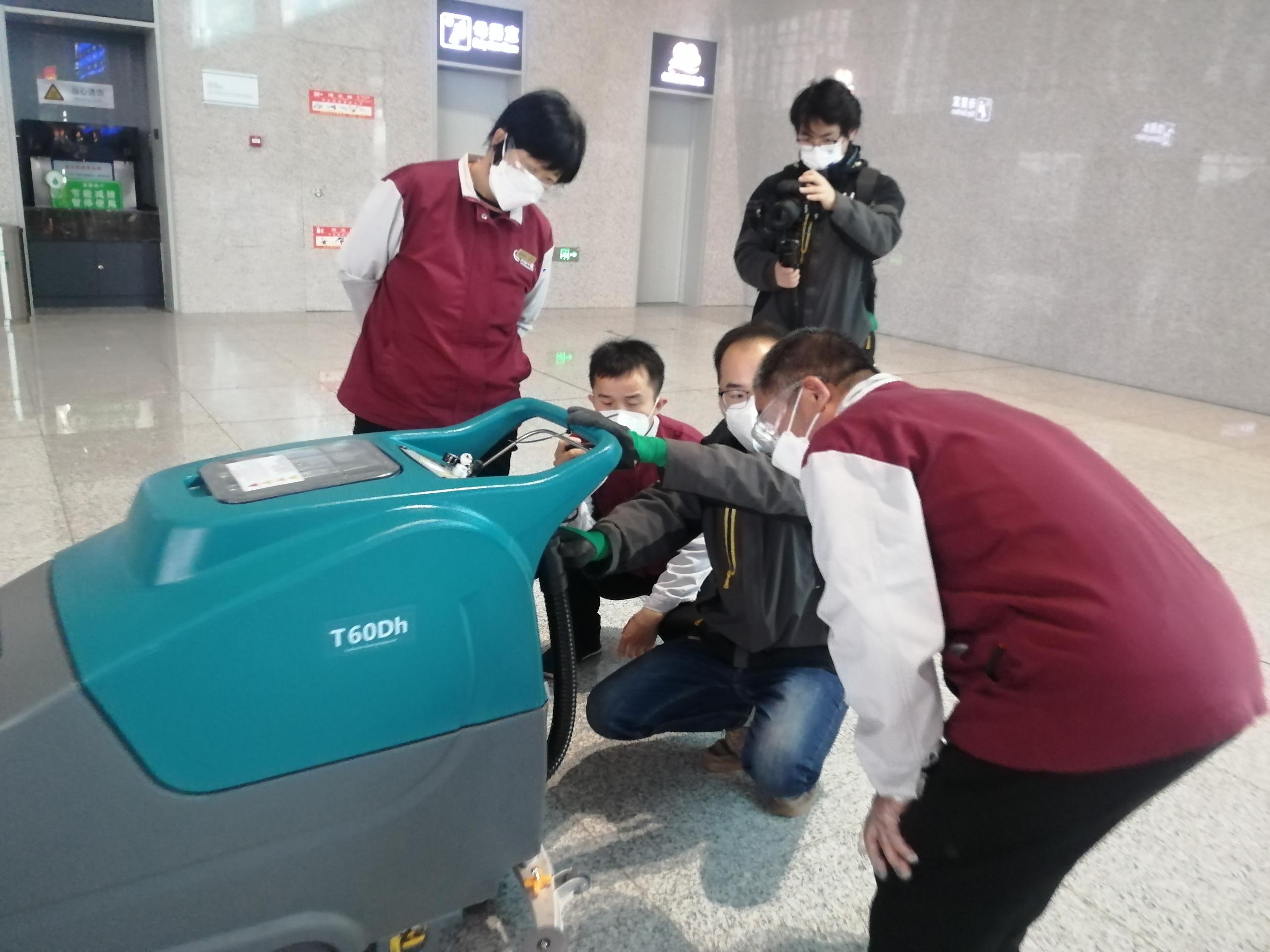 高鐵站都在用的洗地機(jī)，究竟有什么優(yōu)勢（一）