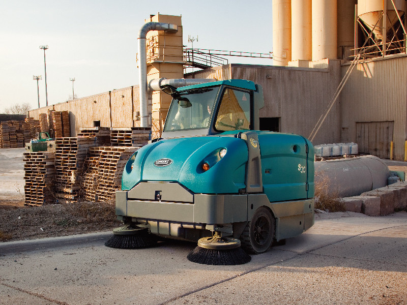 工廠掃地機(jī)怎么用？為什么工廠要使用掃地機(jī)