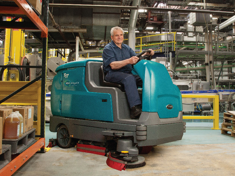 全自動駕駛式洗地機價格是多少？