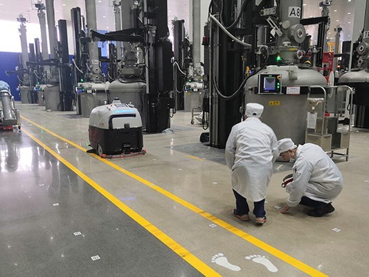 有了坦力工業(yè)無人掃地機(jī)器人，招工難？清潔難？不存在