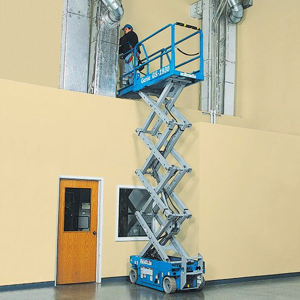 剪型高空作業(yè)平臺GS-1532&GS-1532 電動 剪型高空作業(yè)平臺GS-1532&GS-1532 電動