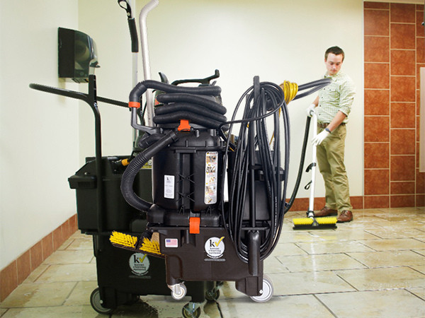 寫字樓公用衛(wèi)生間臟亂異味大，廁寶來幫你！