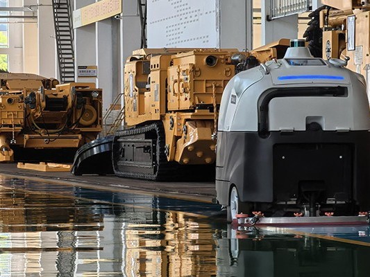 坦力工業(yè)自動(dòng)清潔機(jī)器人：嘿，清潔生產(chǎn)的超棒搭子！