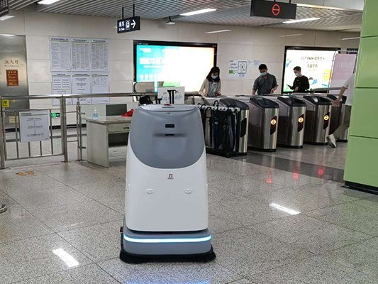 坦力工業(yè)智能清掃機(jī)器人：如何節(jié)省人工成本？