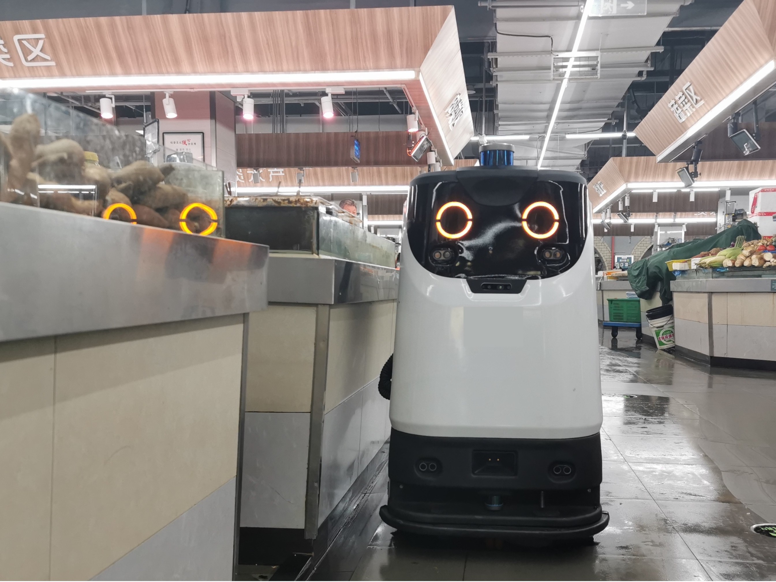 山姆山東拓局：地面清潔成運(yùn)營(yíng)關(guān)鍵，坦力洗地機(jī)攜 “硬實(shí)力” 護(hù)航