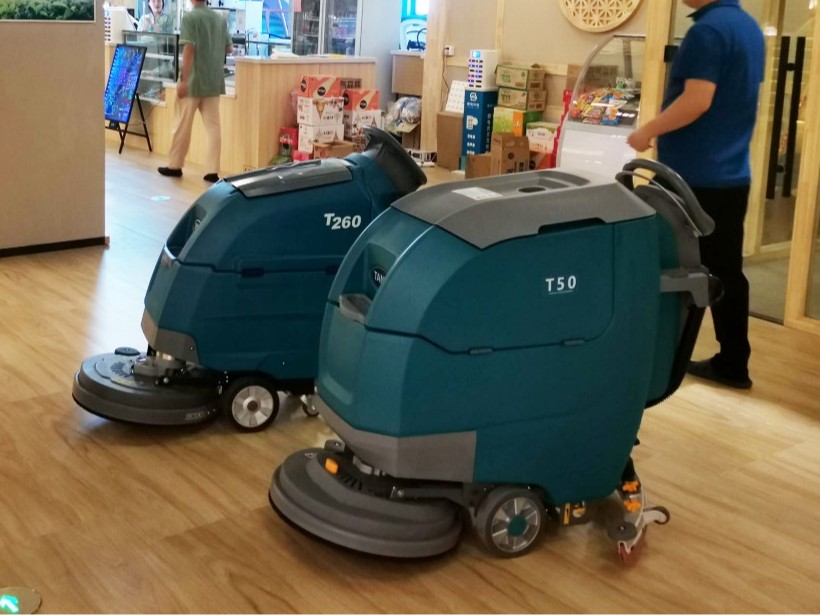 選擇工業(yè)洗地機(jī)，價(jià)格因素應(yīng)該如何參考？